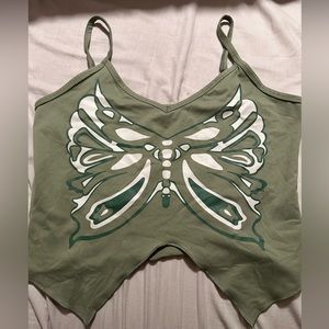 Super cute shein crop top worn 1-2 times